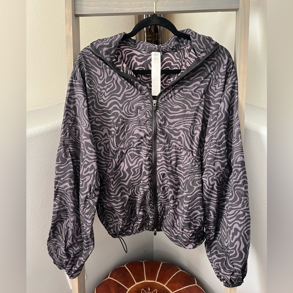 NWOT Fabletics Oversized Windbreaker